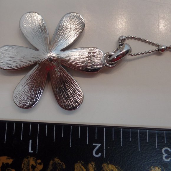 Lia Sophia Pendant & 18" Beaded Necklace Silvertone & Abalone Type Flower - Picture 6 of 12